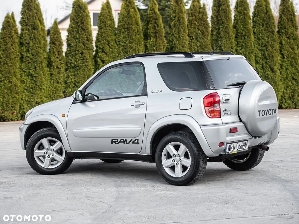 Toyota RAV4 - 7