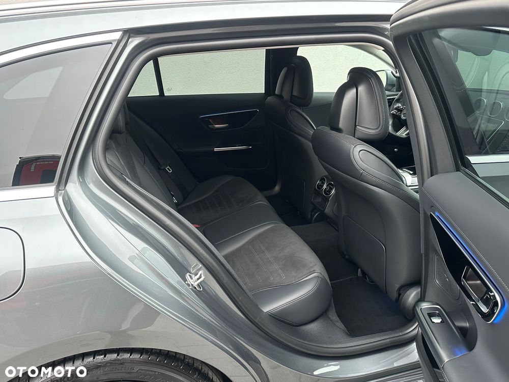 Mercedes-Benz Klasa C 220 d 9G-TRONIC AMG Line - 27