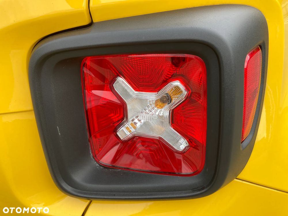 Jeep Renegade 1.6 E-TorQ Sport FWD - 6