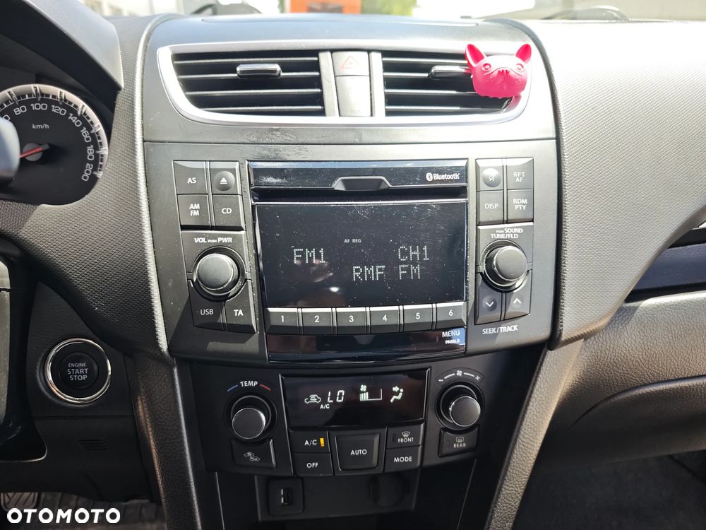 Suzuki Swift 1.2 Premium - 9