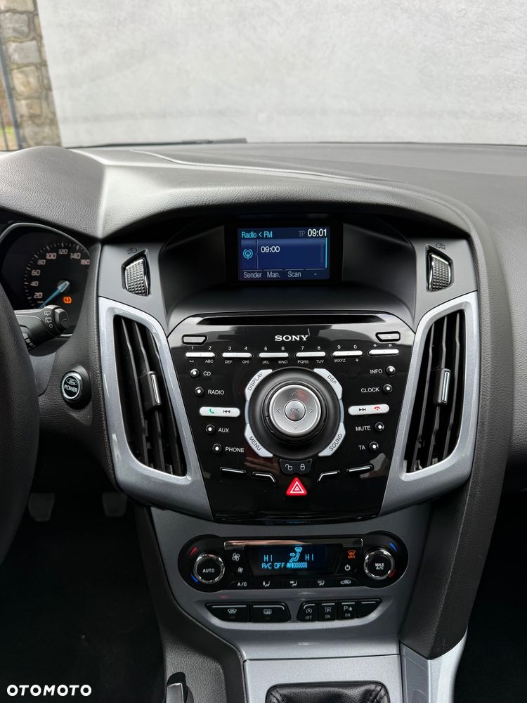 Ford Focus 1.6 TDCi DPF Start-Stopp-System Titanium - 27