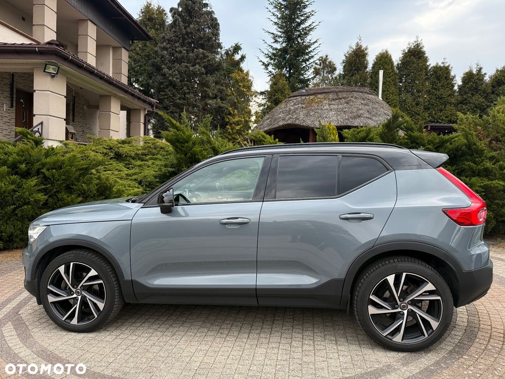Volvo XC 40 B4 B DKG Ultra Dark - 10