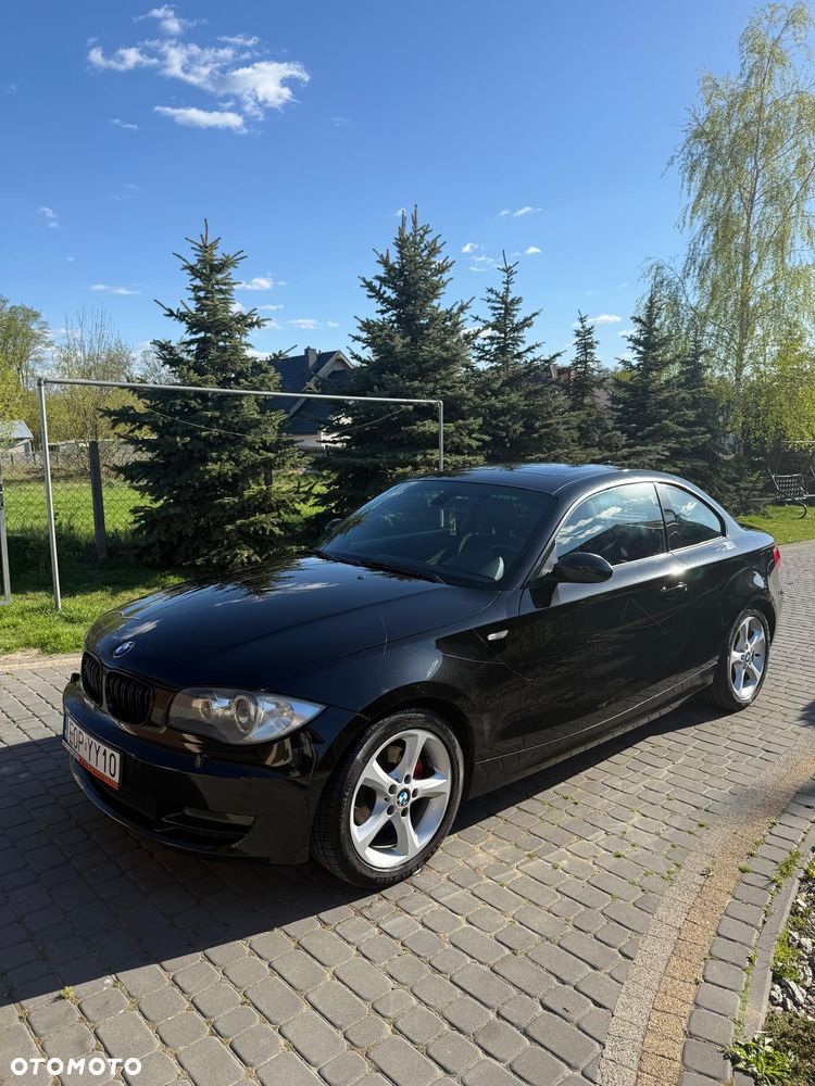 BMW Seria 1 120d Edition Sport - 12