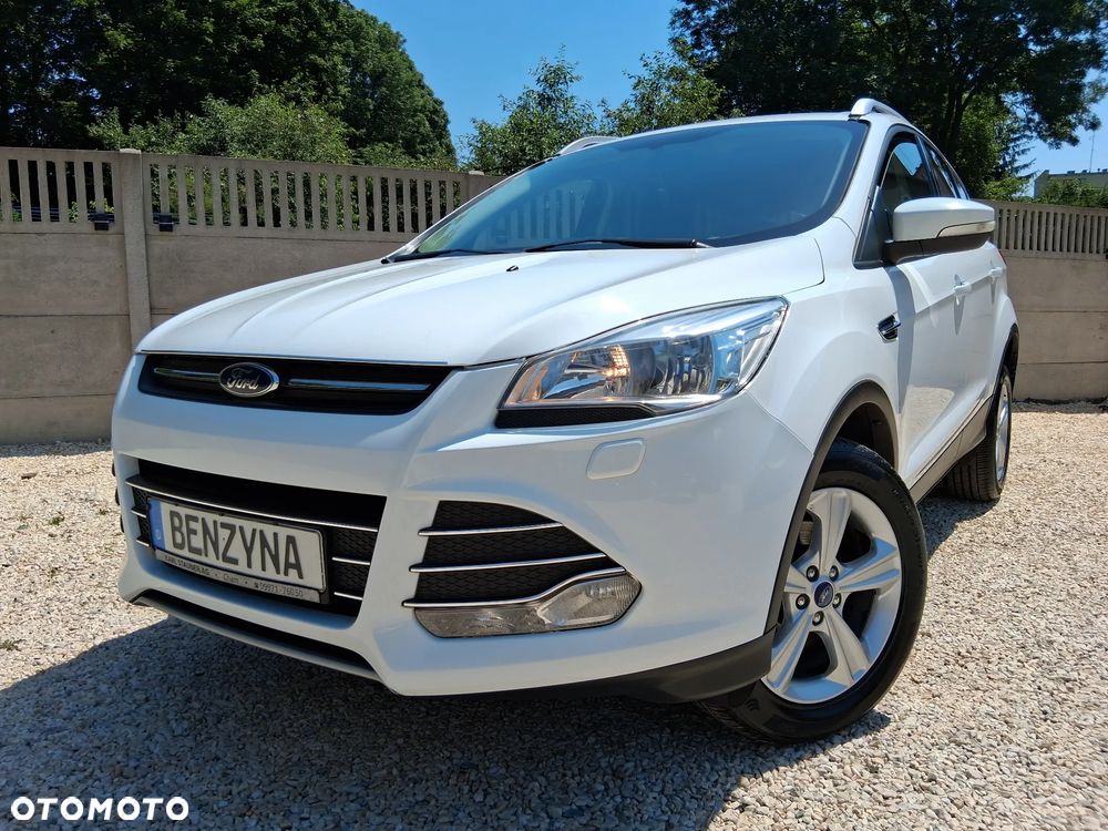 Ford Kuga 1.6 EcoBoost 2x4 Trend - 2