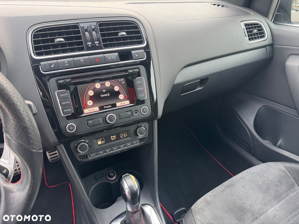 Volkswagen Polo 1.4 DSG GTI - 8