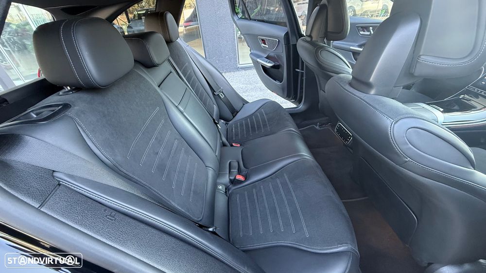 Mercedes-Benz C 300 e AMG Line - 24