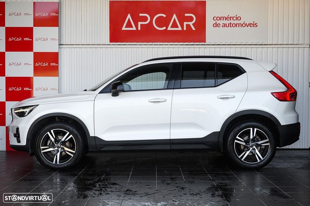 Volvo XC 40 1.5 T2 Plus Dark Auto - 5