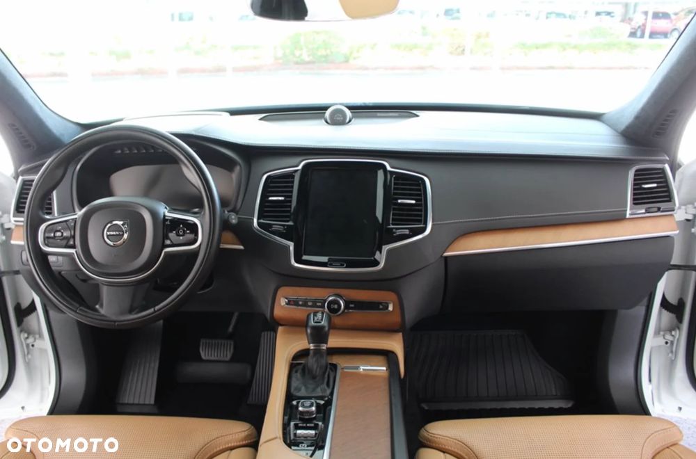 Volvo XC 90 T6 AWD Geartronic Inscription - 19