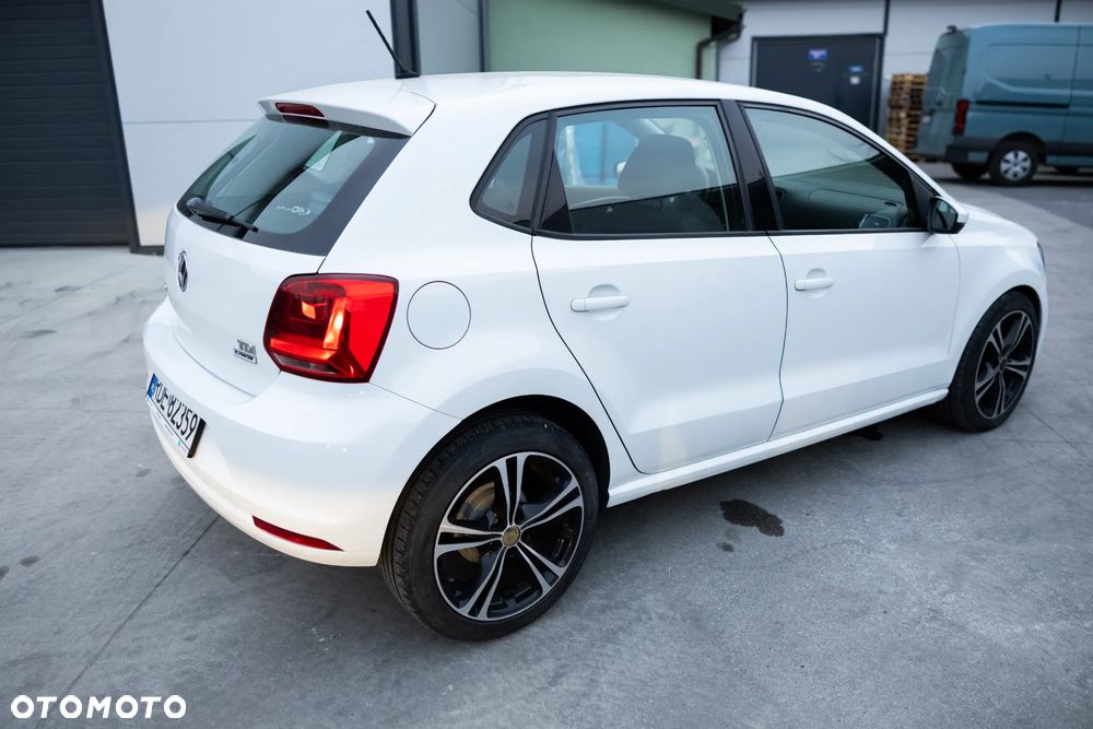 Volkswagen Polo - 24