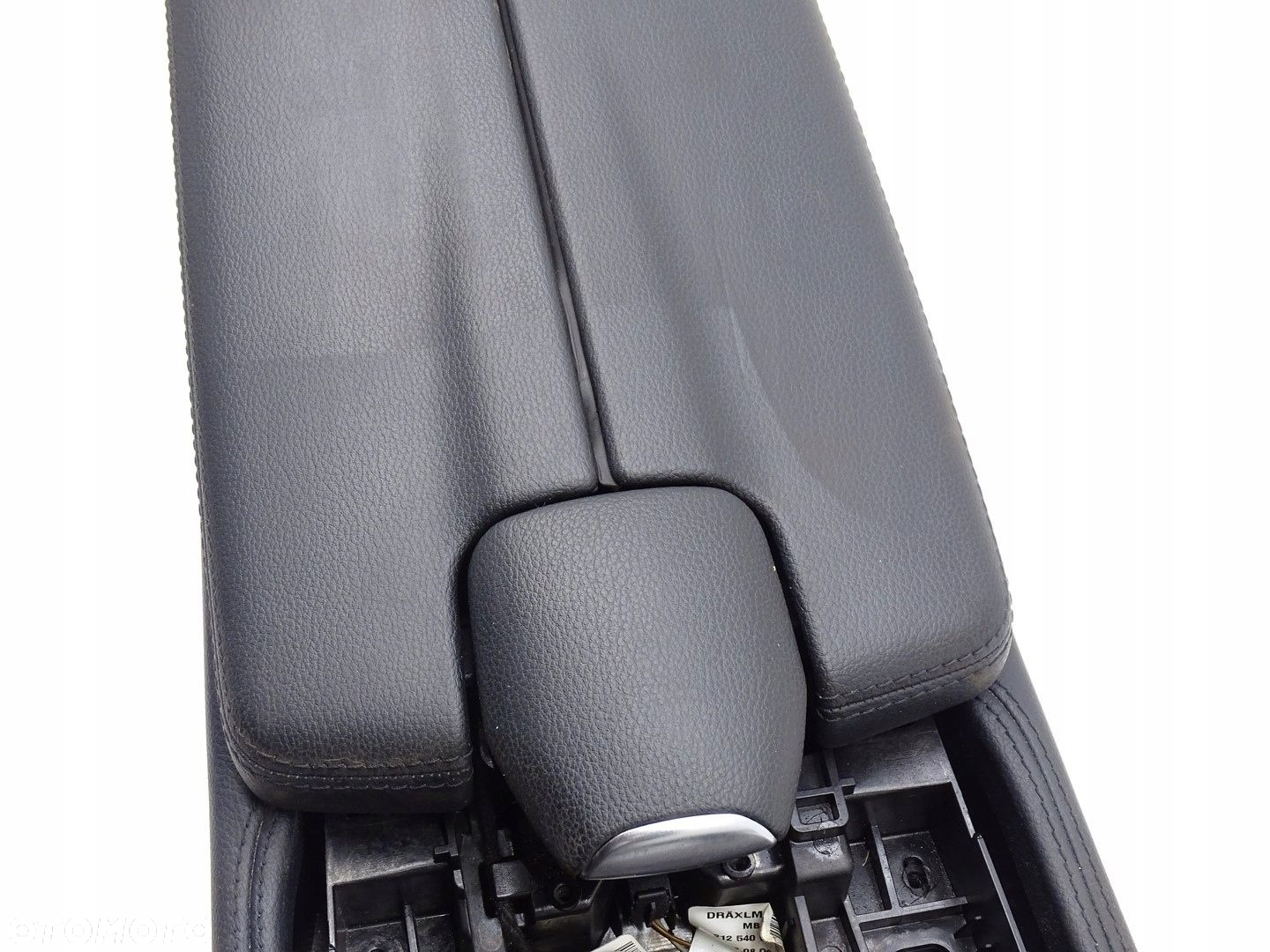 PODŁOKIETNIK ŚRODKOWY SKÓRA SKÓRZANY  TUNEL MERCEDES CLS W218 - 6