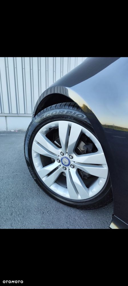 Mercedes-Benz Klasa R 320 CDI L 4-Matic - 20