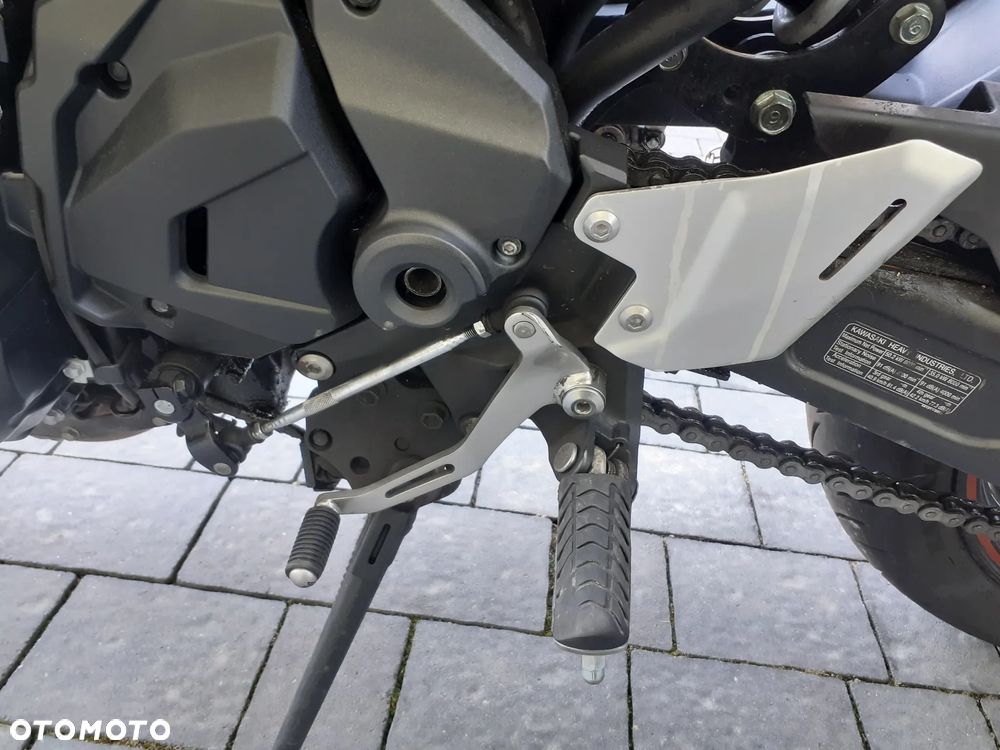 Kawasaki Z 650 RS - 35