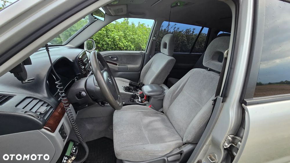 Suzuki Grand Vitara 2.7 V6 - 12