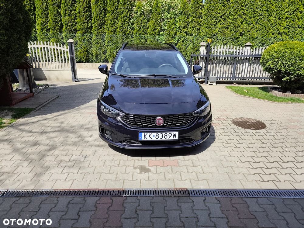 Fiat Tipo 1.6 E-torQ S-Design - 1