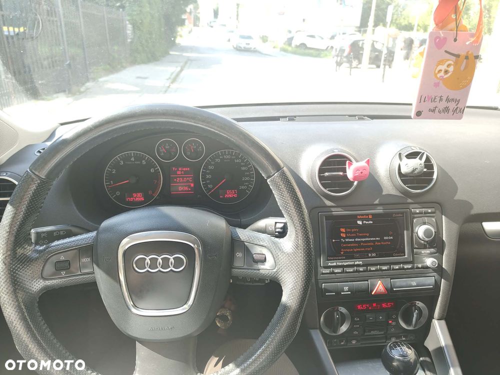 Audi A3 Sportback 1.6 FSI S line Sportpaket plus - 13