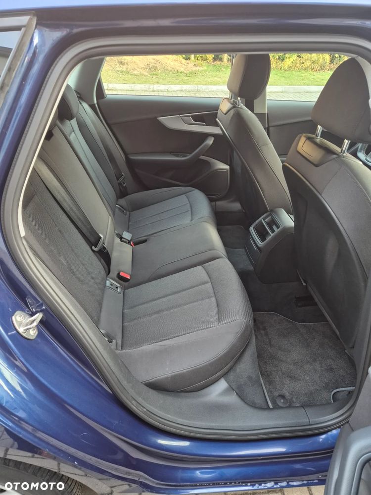 Audi A4 Avant 1.4 TFSI design - 20