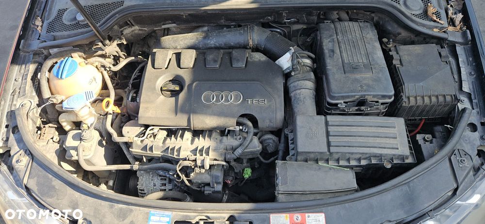 AUDI A3 8P 03-08 1.8 TFSI BZB - LAMPA PRZÓD PRZEDNIA LEWA PRAWA - 22
