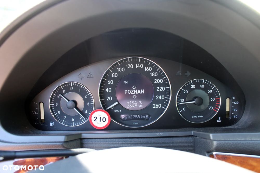 Mercedes-Benz Klasa E 200 Kompressor Automatik Elegance Sport Edition - 6
