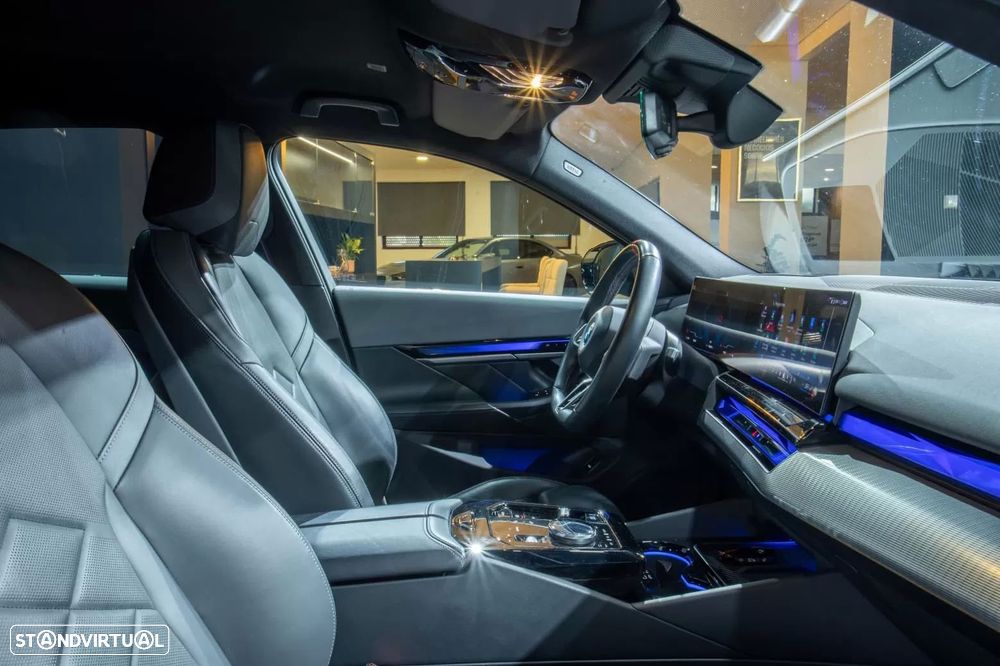 BMW i5 M60 xDrive Pack Desportivo M Pro - 18