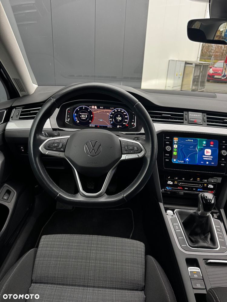 Volkswagen Passat 2.0 TDI EVO Business - 9