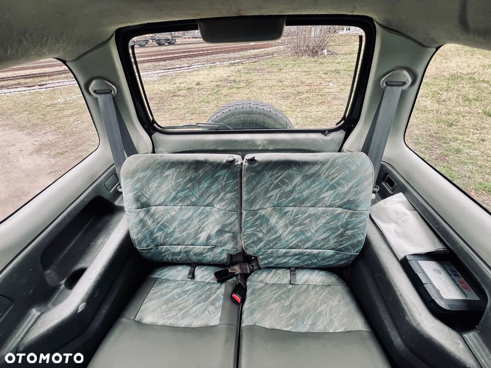 Suzuki Jimny 1.3 JLX - 16