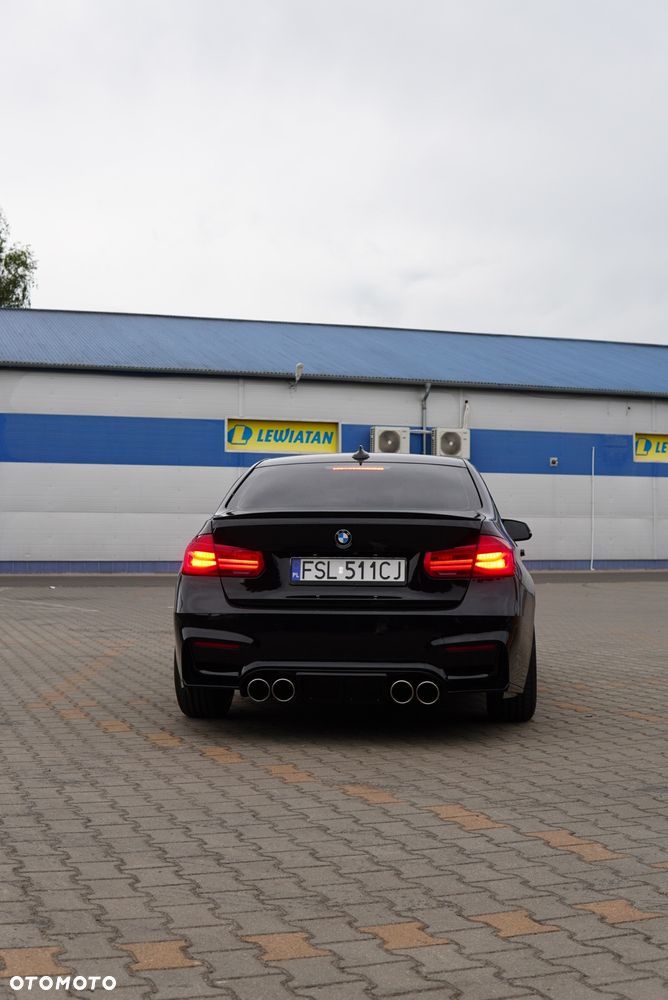 BMW Seria 3 330i GPF xDrive Sport Line - 9