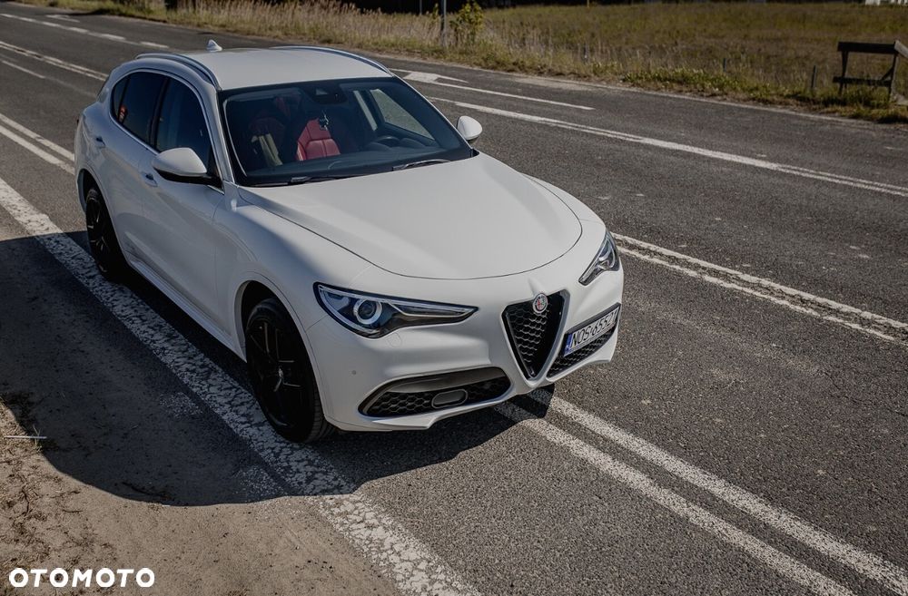Alfa Romeo Stelvio - 3
