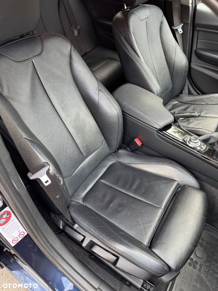 BMW Seria 3 318d - 11