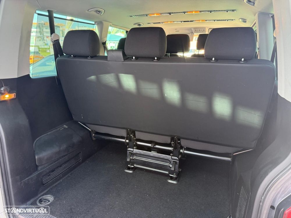 VW Caravelle 2.0 TDi BM Comfortline - 21