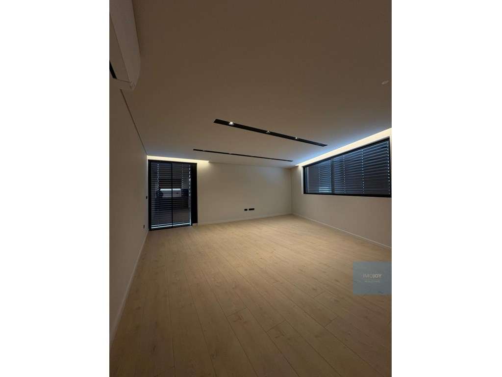 Apartamento T3 em Gondomar - Grande imagem: 2/25