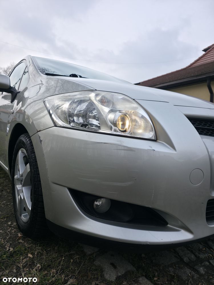 Toyota Auris 1.4 D-4D Premium - 9