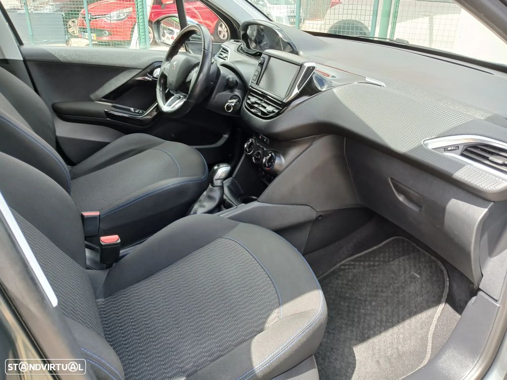 Peugeot 208 1.2 VTi Active - 21
