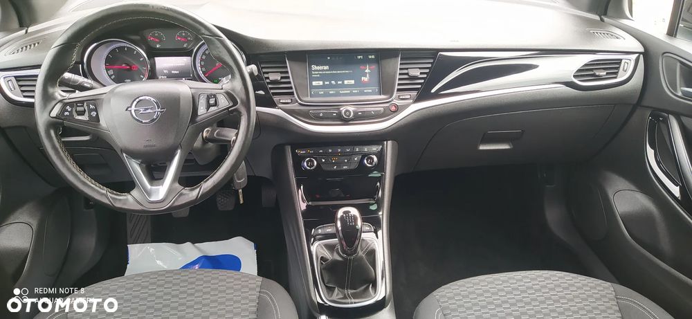 Opel Astra 1.4 Turbo Start/Stop Business - 10