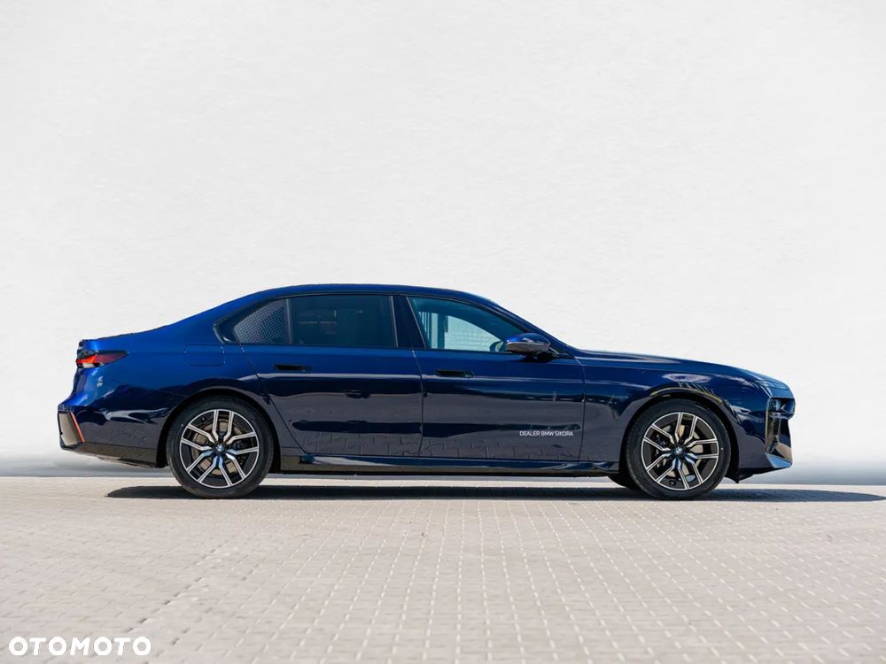 BMW Seria 7 740d xDrive - 2