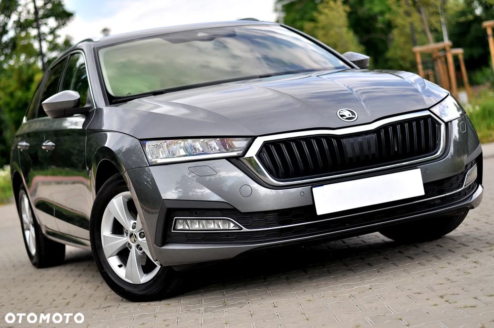 Skoda Octavia 2.0 TDI Ambition DSG - 1