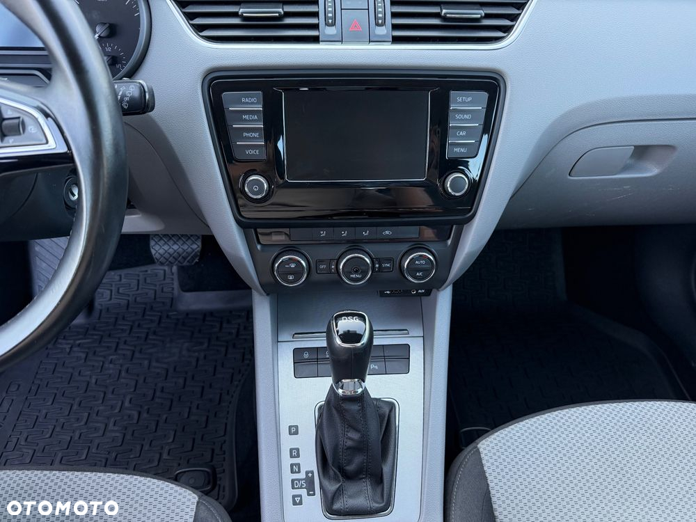 Skoda Octavia 1.6 TDI Ambition DSG - 35