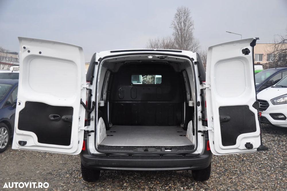 Renault Kangoo L2H1 Van - 7