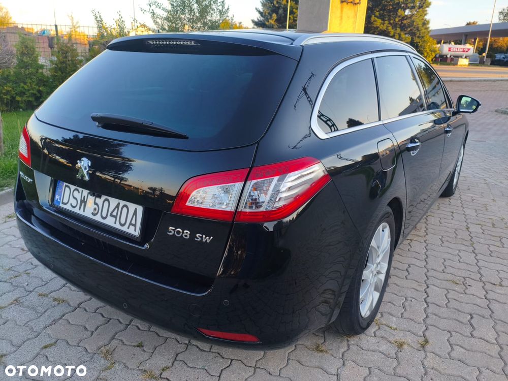 Peugeot 508 1.6 T Allure - 32
