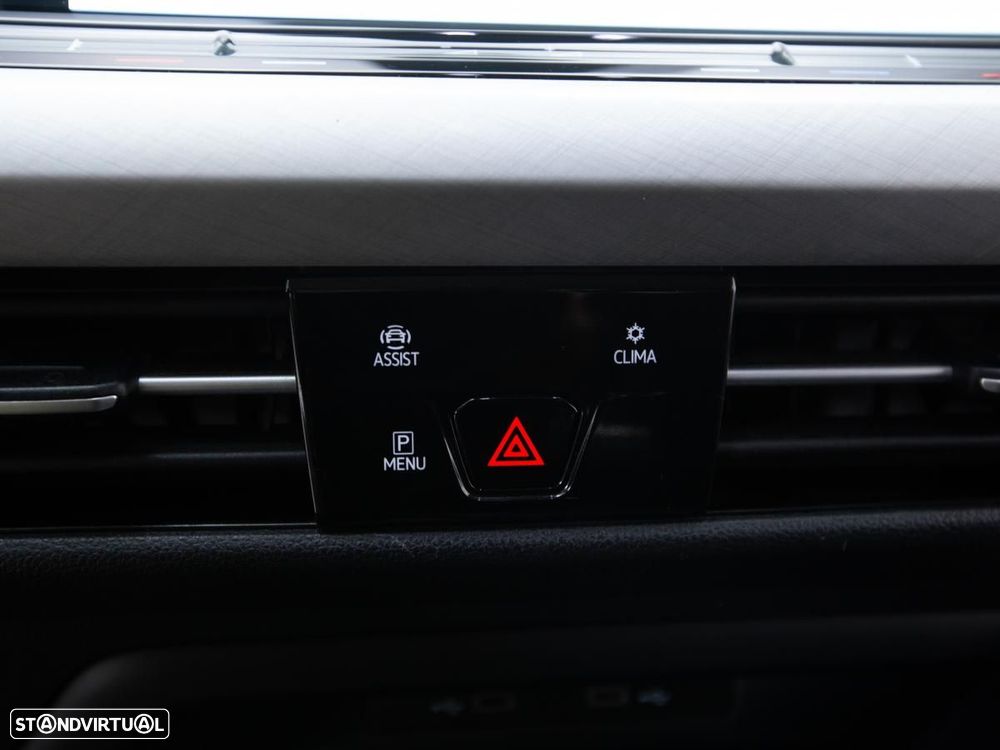 VW Golf Variant 2.0 TDi SCR - 16