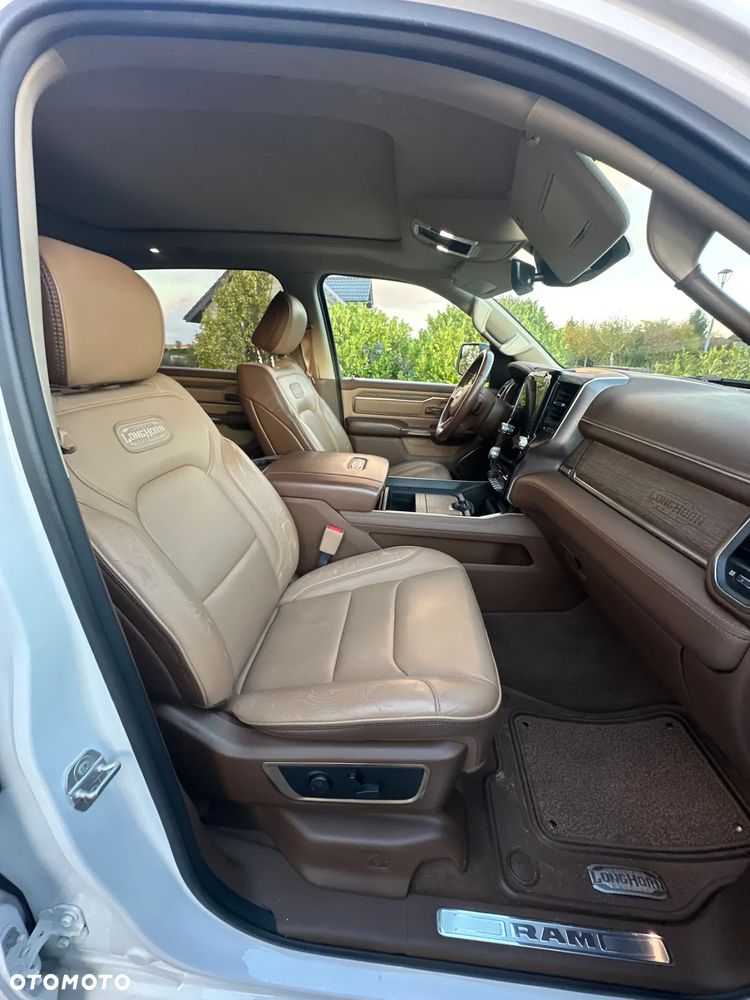 RAM 1500 5.7 Crew Cab Longhorn - 23