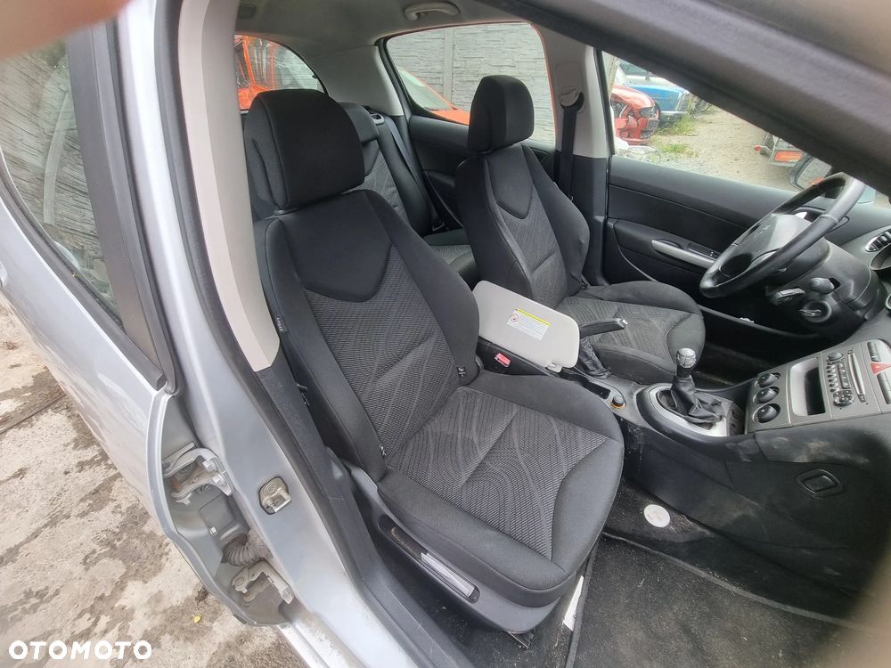 PEUGEOT 308 I 07-13 2008 r. 5D HB fotel kierowcy i pasażera + kanapa tylna * - 4