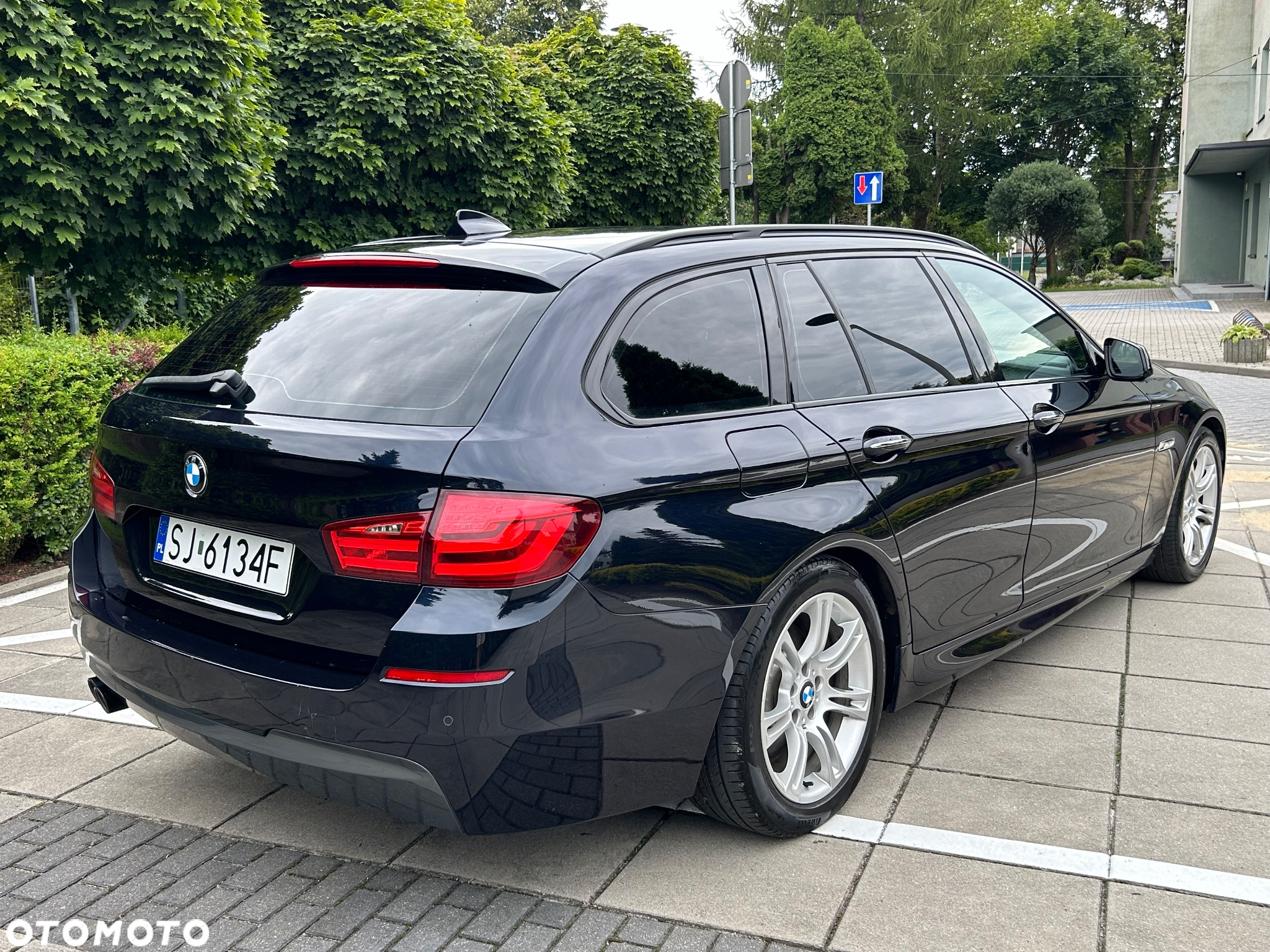 BMW Seria 5 525d Touring - 3