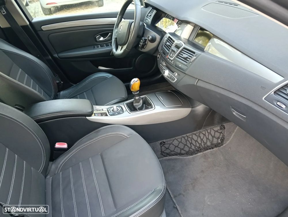 Renault Laguna Break 1.5 dCi Limited - 19