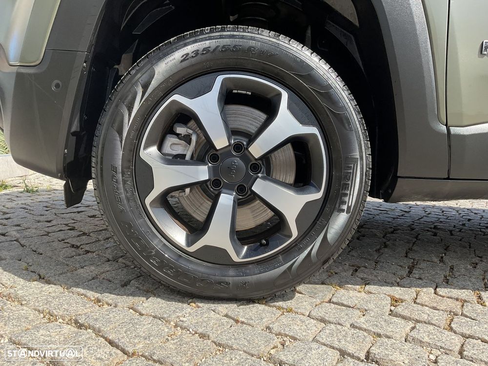 Jeep Renegade 1.3 TG Trailhawk - 22