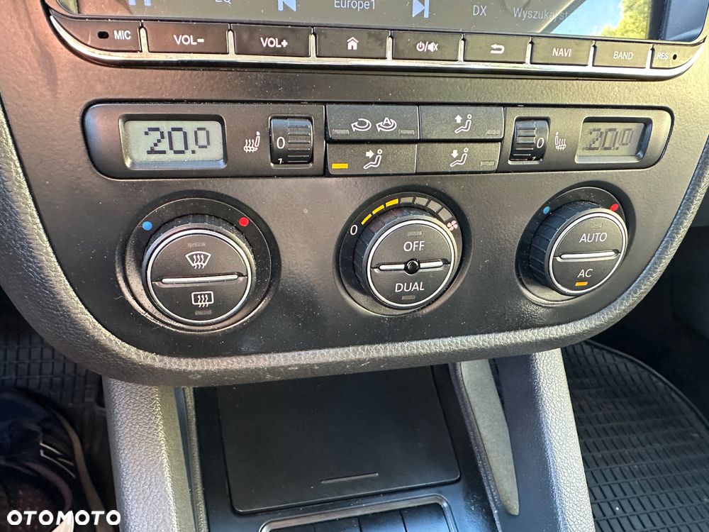 Volkswagen Golf 1.9 TDI DPF Comfortline - 8