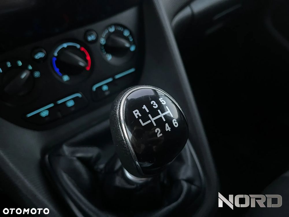 Ford Transit Connect L2 - 25