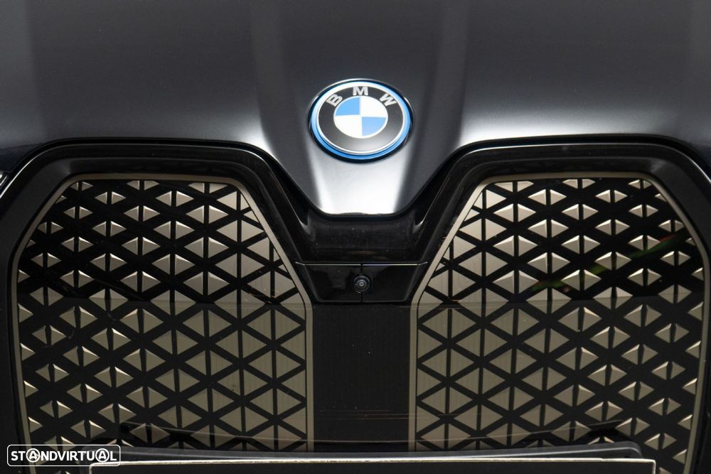 BMW iX xDrive 40 Pack Desportivo - 19