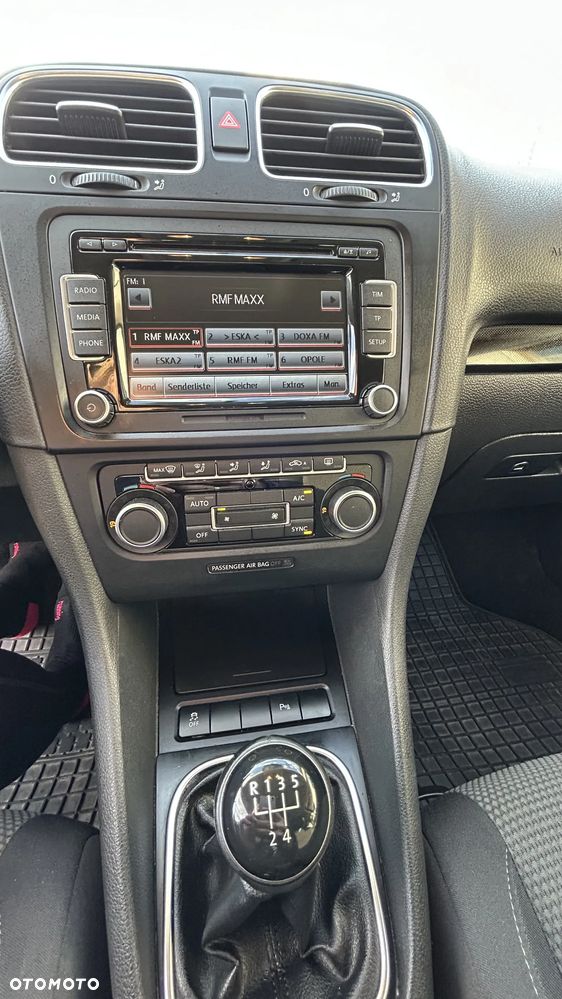 Volkswagen Golf 1.6 TDI Comfortline - 8