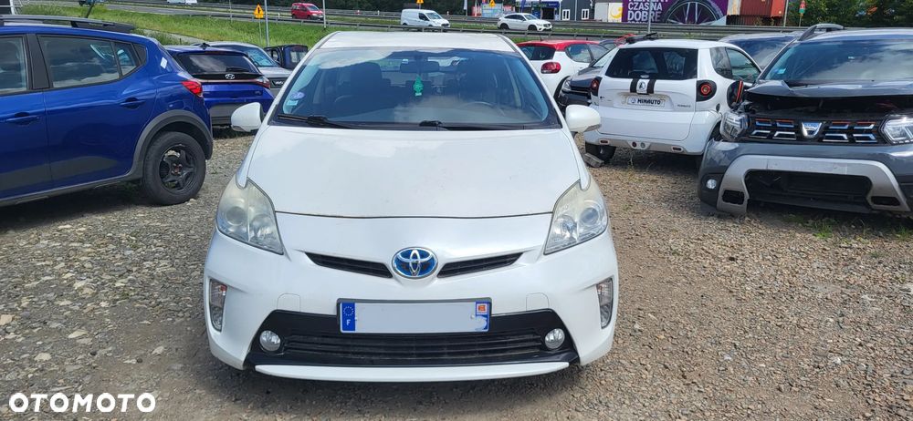 Toyota Prius (Hybrid) Executive - 2