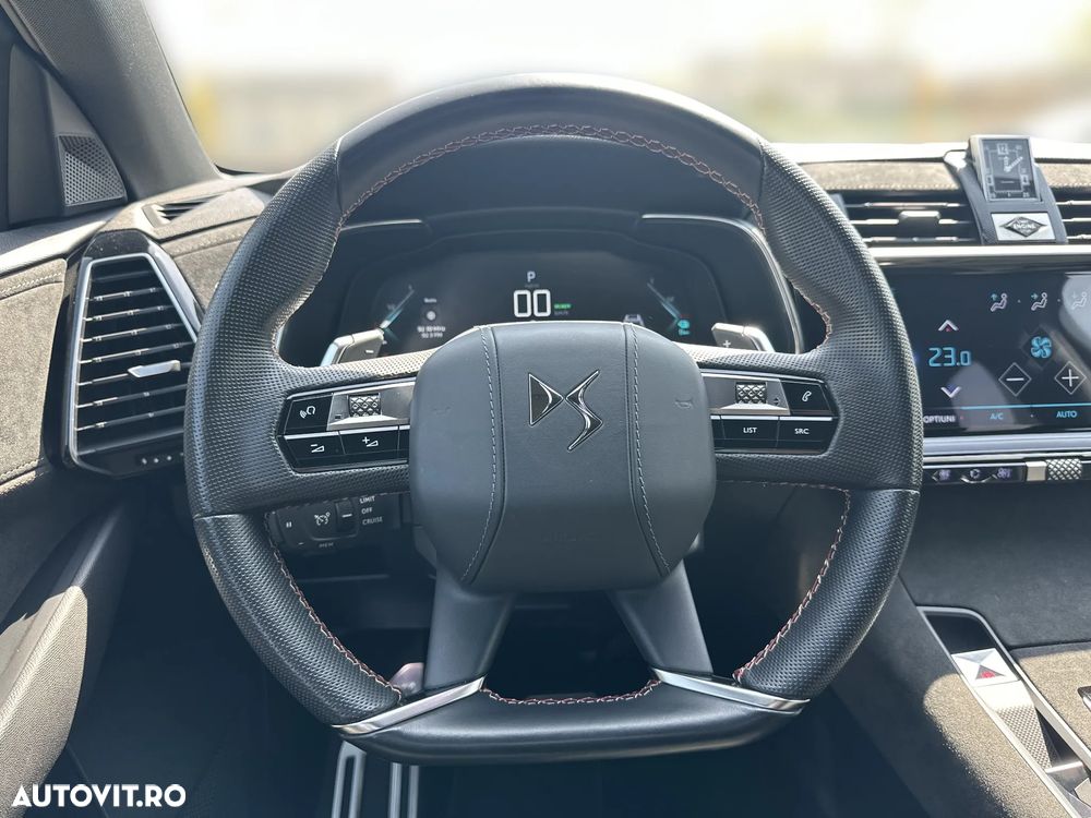 DS Automobiles DS 7 Crossback 1.6 PHeV AWD 300 EAT8 PERFORMANCE LINE + - 16